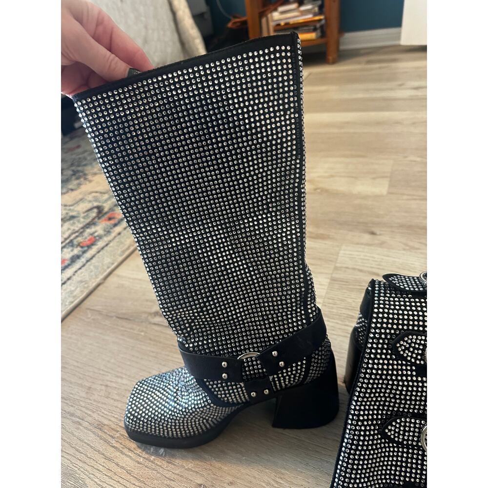 AZALEA WANG BRONSON BLACK RHINESTONE EMBELLISHED BOOT size 6 - Picture 10 of 10